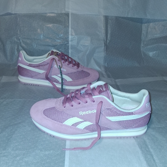 Reebok Sneakers, Brand New, Women size 9 - Picture 9 of 9